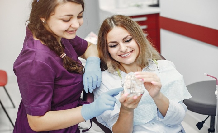 Cosmetic Dentures in Turkey: Types, Prices and Patient Reviews
